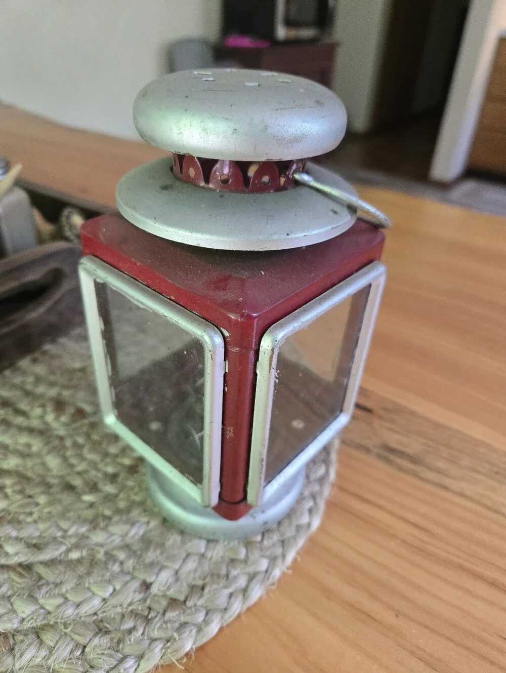 ✨️ Vintage 1960's Carriage Style Lamp Hong Kong Oil Kerosene Lantern